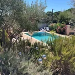 Lone Star House Σαιντ-Μαξίμ