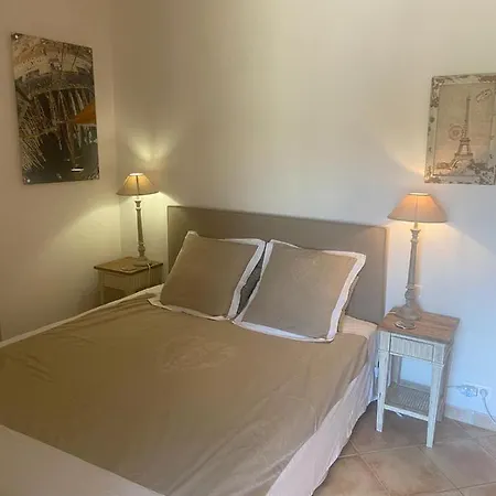 Oda ve Kahvaltı Lone Star House Sainte-Maxime